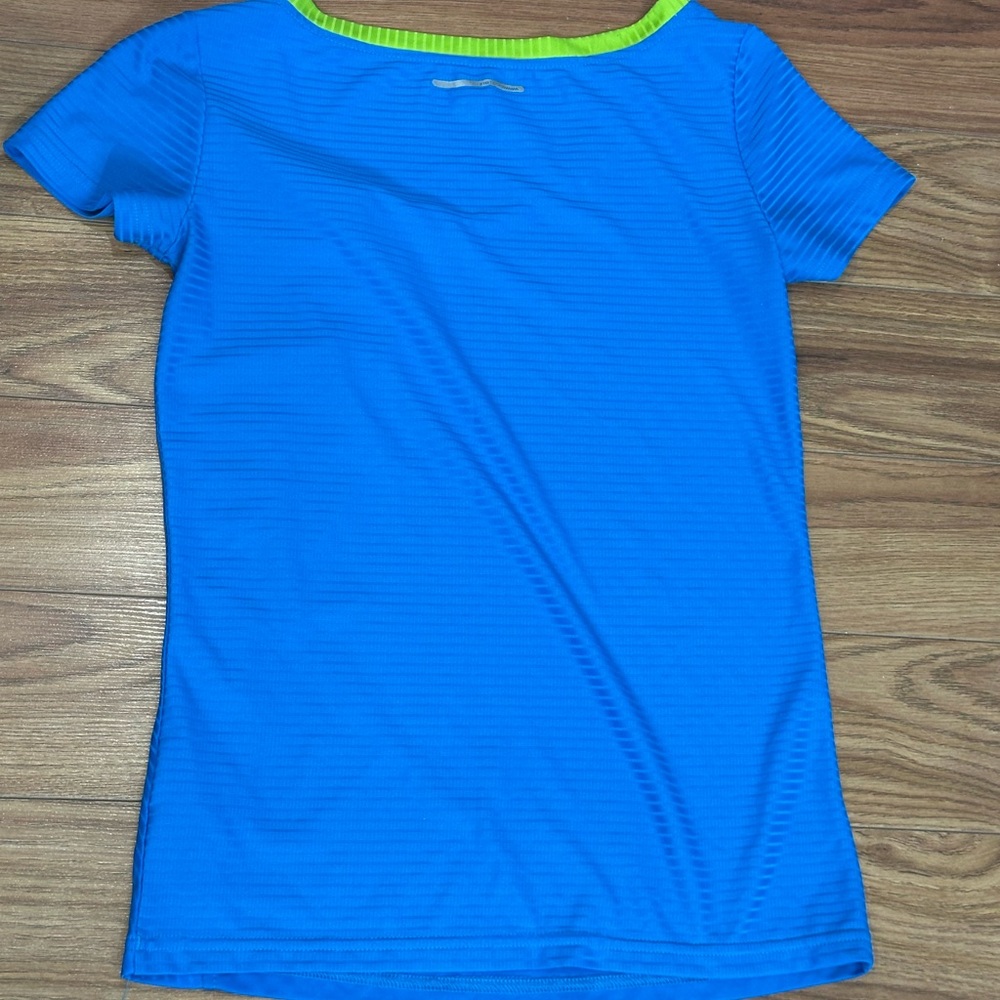 Ladies Reebok Zig Tech Tee - Picture 6 of 10